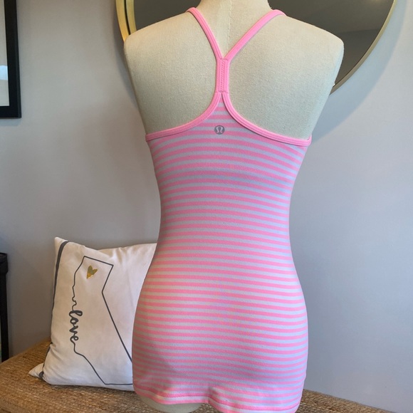 EUC LuluLemon Flow-y tank 4 - Picture 5 of 9